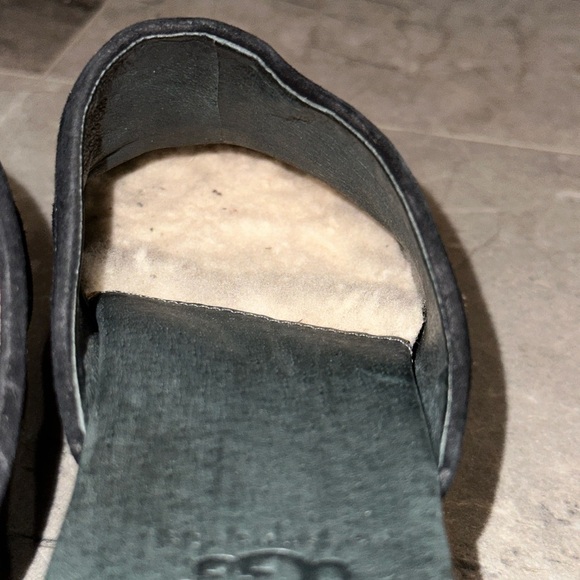 UGG Abbie Black Suede Wooden Clog Mules • Size 6 - Picture 6 of 11